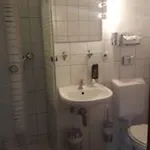 호텔 Weingasthaus Zum Faehrhof 빈닌겐