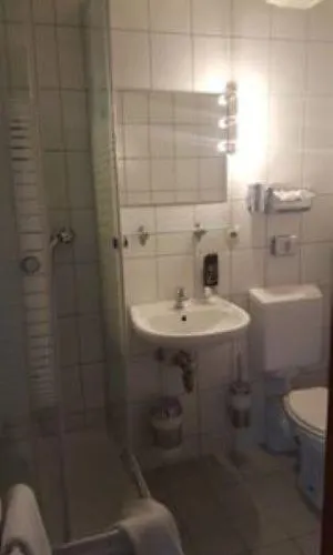 Hotel Weingasthaus Zum Faehrhof Winningen